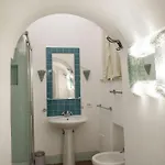 Nello Storico “palazzo Donn'anna”